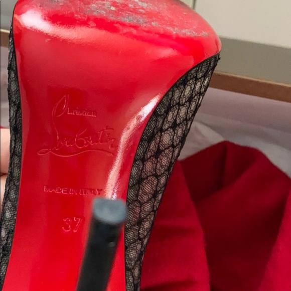 Authentic LIKE NEW Christian Louboutin Pumps - Picture 6 of 7